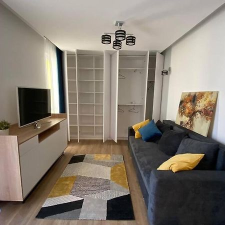 Cozy Apartment In The Business Area Of Bucarest Exterior foto